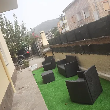 Le Camelie Appartamento Bosa Exterior photo
