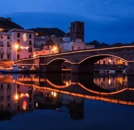 Le Camelie Appartamento Bosa Exterior photo